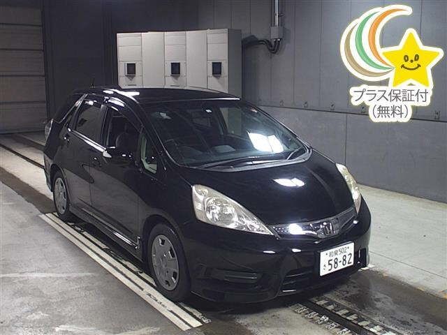 8305 Honda Fit shuttle GP2 2012 г. (JU Gifu)